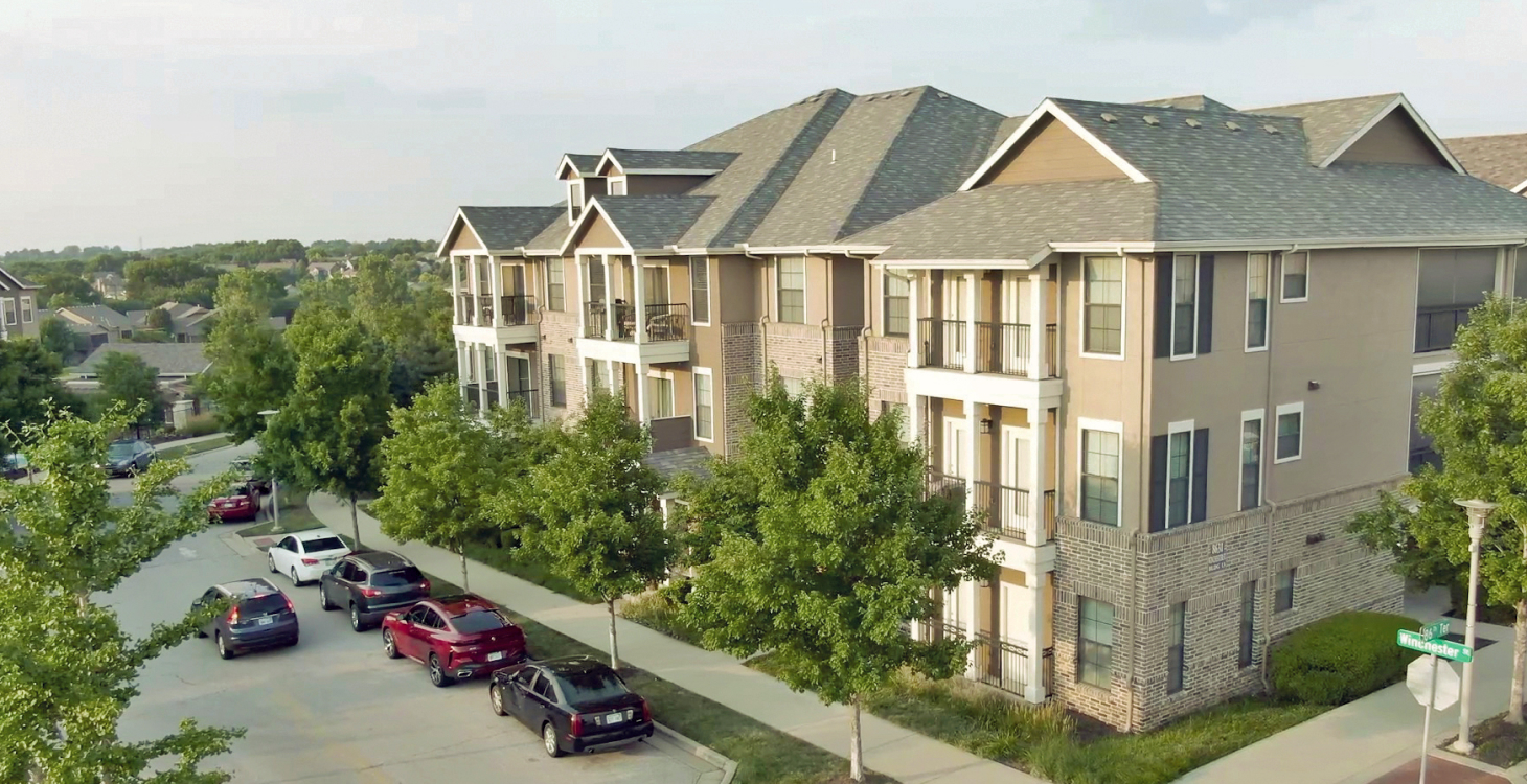 Feature image for Cantor Fitzgerald and BH Acquire Multifamily Asset in Lenexa, Kansas